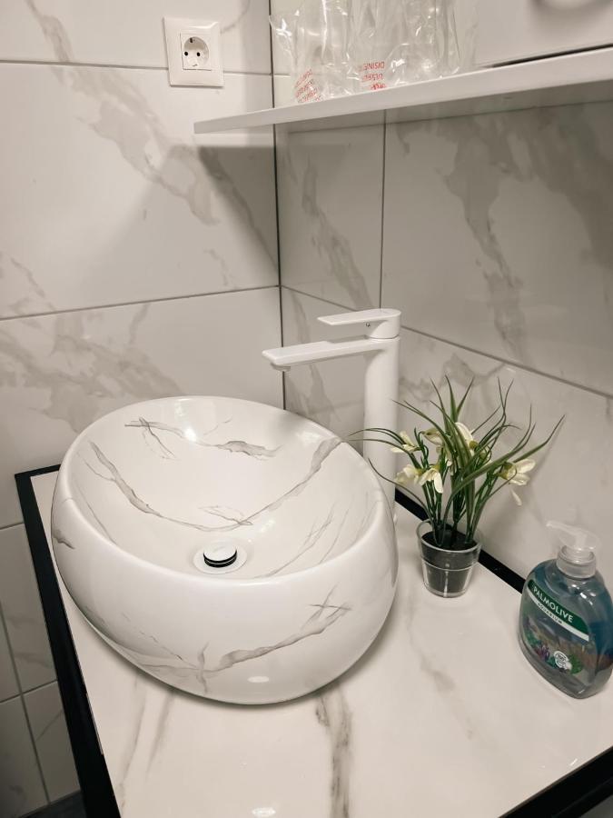 Vinkovci 1 Leilighet Eksteriør bilde