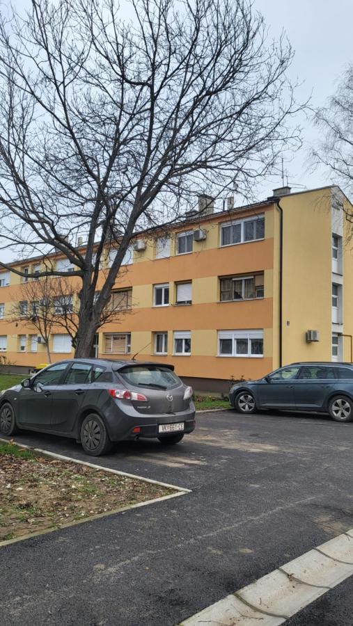 Vinkovci 1 Leilighet Eksteriør bilde
